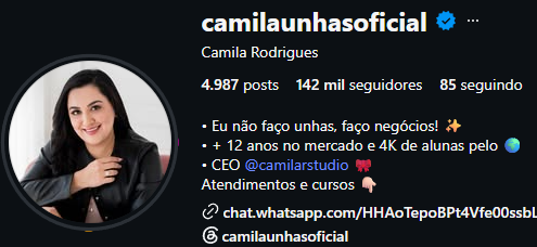 Camila Unhas